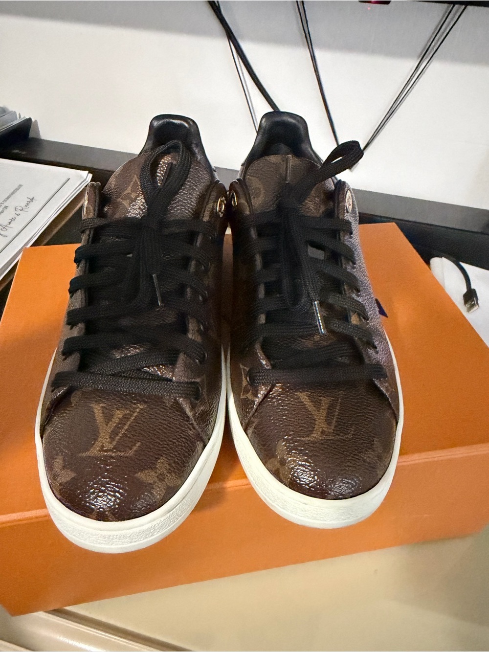 Louis Vuitton Brown Monogram Low-Top Sneakers /like new only used twice